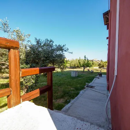 Carlitos Guest house *