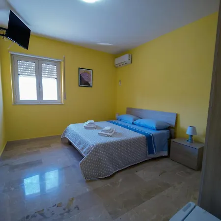 Guest house Carlitos *